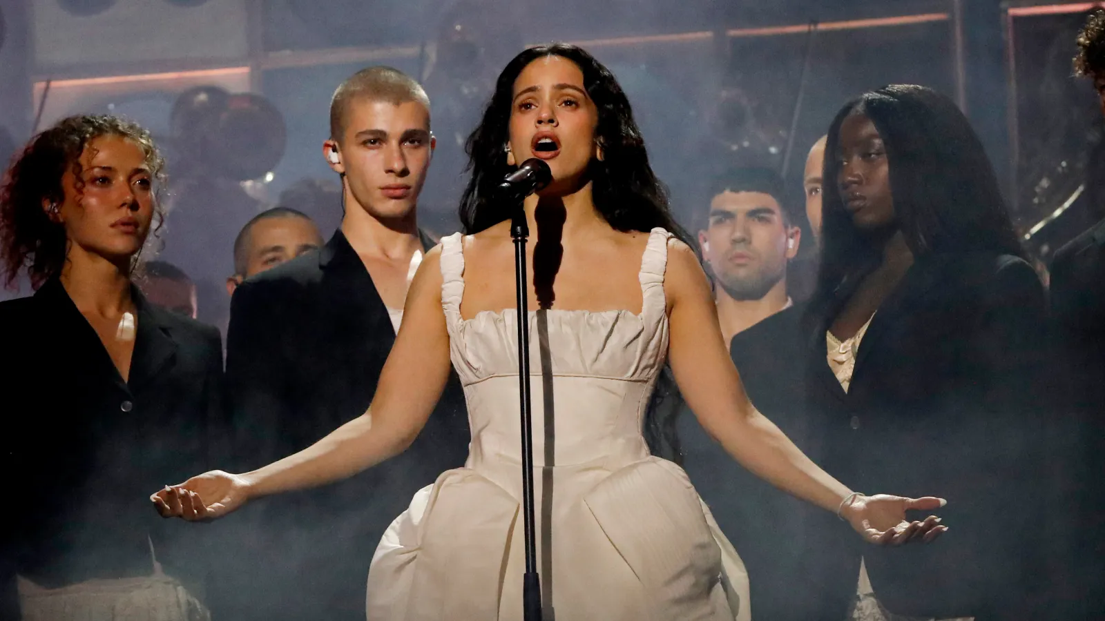 Rosalía en el escenario